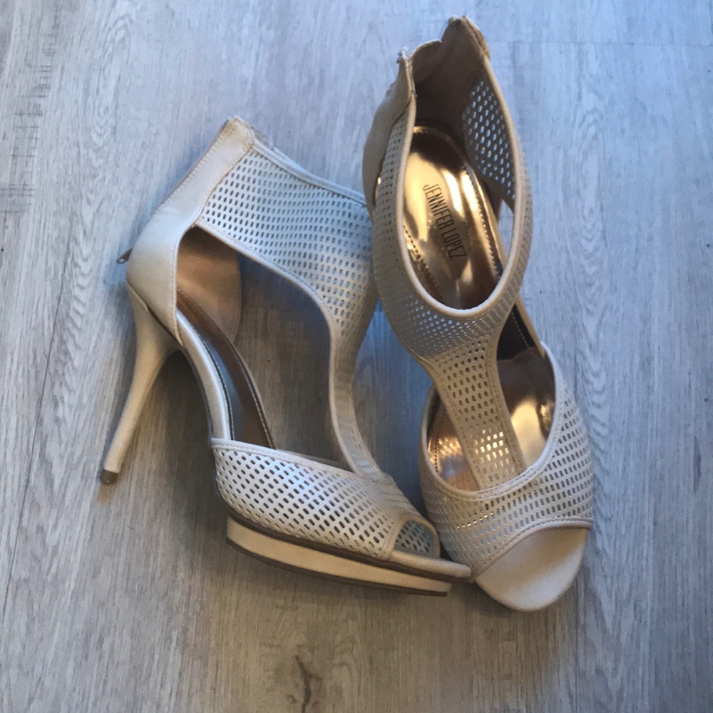 Size 10 nude Jlo heels NEW